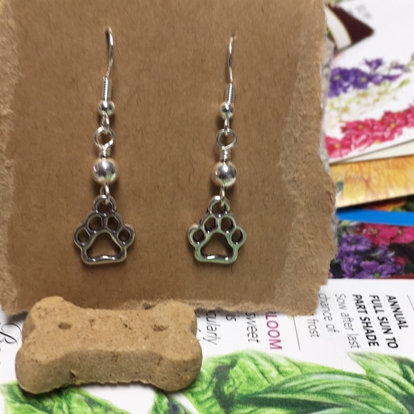 Paw print earrings silver plated nickel free - Picture 6 of 7